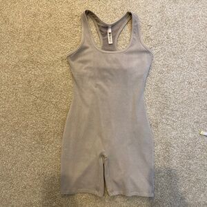 Skims Short Onsie, size L, light taupe